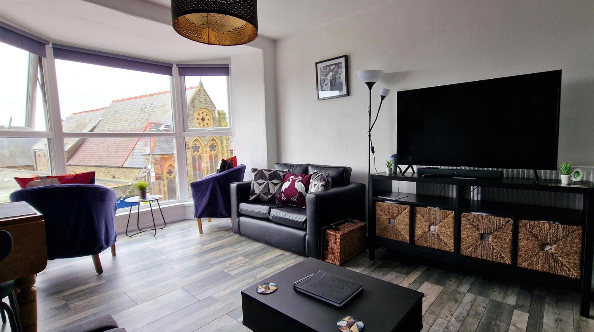 The Penthouse Ny Loft Apartment Barmouth Bagian luar foto